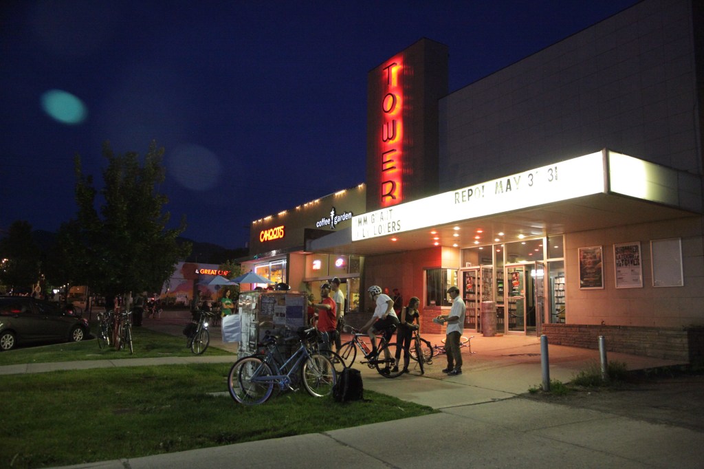 Independent movie theater features throwback&nbsp;movies